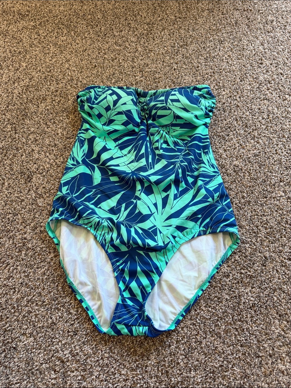 Jantzen Teal and Navy Leaf-Print One-Piece Swimsuit. Strapless (Missing Straps)